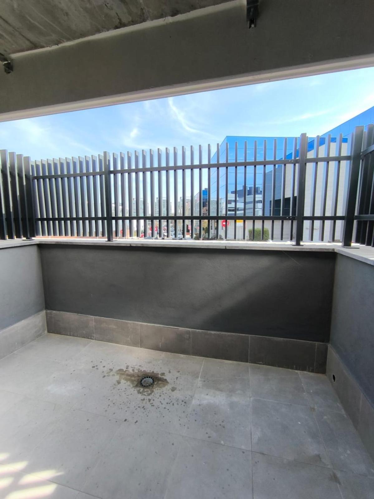 Estudios Homer Y Disney Con Piscina Climatizada, Piscina Exterior,Gimnasio, Coworking, Padel,Netflix Y Wifi Gratis San Sebastián de los Reyes Εξωτερικό φωτογραφία